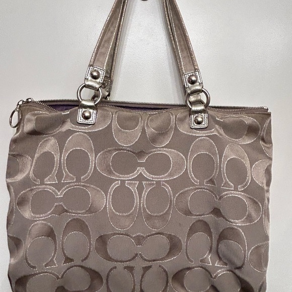 Coach Poppy Signature Gray silver Canvas Leather Trim zipper tote shoulder bag - Picture 2 of 15